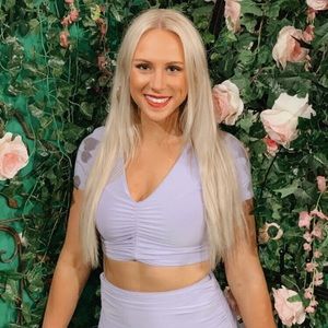 Meet your Posher, Danielle